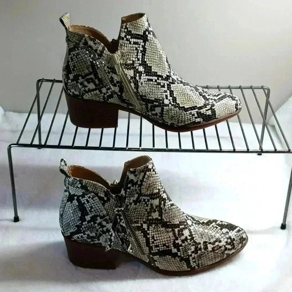 MIA AUDIN Snakeskin printed ankle 👢 - Picture 5 of 9